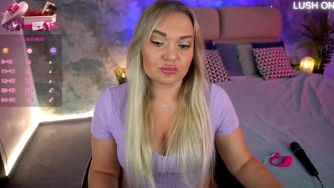 Snapshot of missyymartinezz chatting on February 2025 08:35:01 AM Amely online show from February 2025 08:35:01 AM