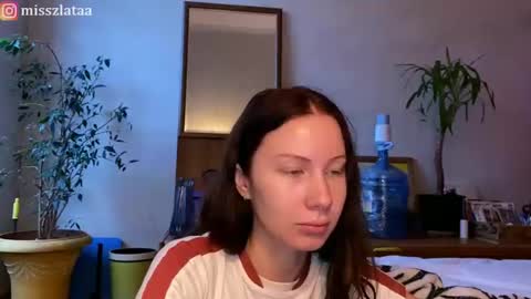 Snapshot of misszlataa chatting on November 2025 10:27:01 AM Zlata online show from November 2025 10:27:01 AM