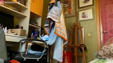 Snapshot of misszlataa chatting on December 2025 07:58:02 AM Zlata online show from December 2025 07:58:02 AM