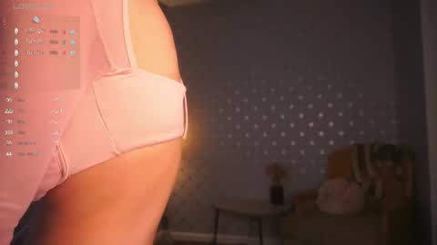 Snapshot of mist_mia chatting on June 2026 07:31:02 PM Mia online show from June 2026 07:31:02 PM