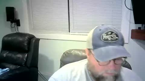 Snapshot of mister_happy567 chatting on February 2025 07:58:02 AM Mr. Happy online show from February 2025 07:58:02 AM