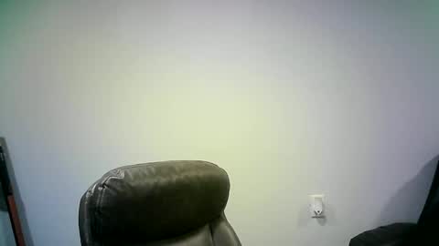 Snapshot of mister_happy567 chatting on September 2025 06:25:02 AM Mr. Happy online show from September 2025 06:25:02 AM