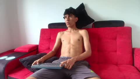 Snapshot of mister_jhonxxx chatting on January 2025 07:08:01 PM mister_jhonxxx online show from January 2025 07:08:01 PM