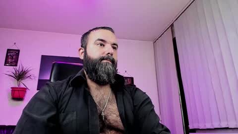 Snapshot of misterlov3r chatting on December 2024 10:29:01 PM misterlov3r online show from December 2024 10:29:01 PM