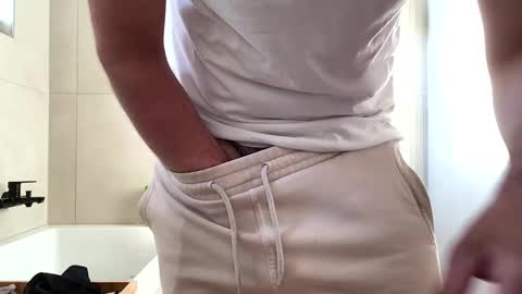 misterxy567 online show from June 2026 05:04:01 PM