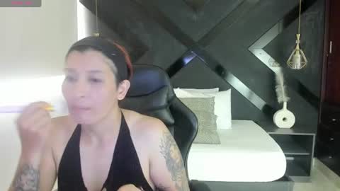 Snapshot of mistress_flame chatting on June 2026 12:41:02 PM Mss F online show from June 2026 12:41:02 PM