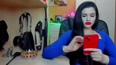 Snapshot of mistress_kristi chatting on November 2025 08:42:02 PM Mistress Kristi online show from November 2025 08:42:02 PM