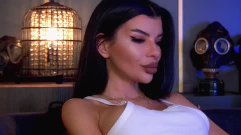 Snapshot of mistresselenia chatting on October 2025 01:46:02 PM Elenia online show from October 2025 01:46:02 PM