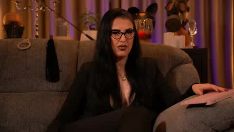 Mistress Kelly online show from October 2025 10:44:01 PM