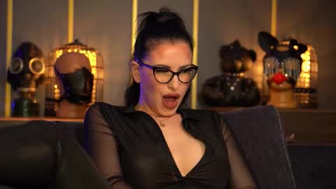 Mistress Kelly online show from March 2026 11:19:01 PM