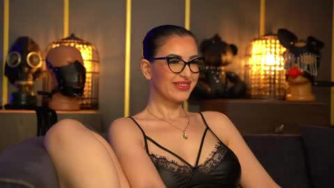 Mistress Kelly online show from April 2026 09:53:02 PM