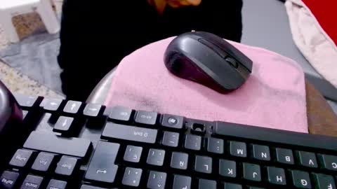 Mistresslombana online show from February 2026 02:24:02 PM