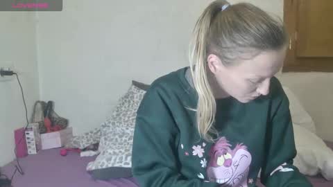 mistressmilly32 online show from December 2025 08:48:01 PM