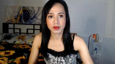 Snapshot of mistressnicoletrans chatting on December 2024 10:28:02 AM SexyCutieNicole online show from December 2024 10:28:02 AM