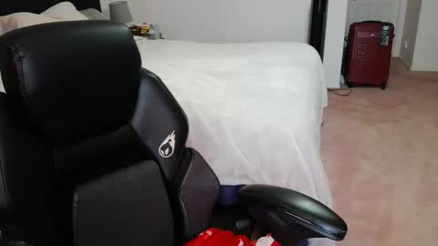 Becca online show from February 2026 08:18:02 PM