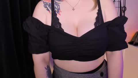 SANDY online show from February 2025 07:10:01 PM