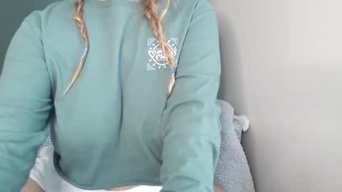 Snapshot of mistymorgan chatting on September 2025 08:42:02 PM Misty Morgan online show from September 2025 08:42:02 PM