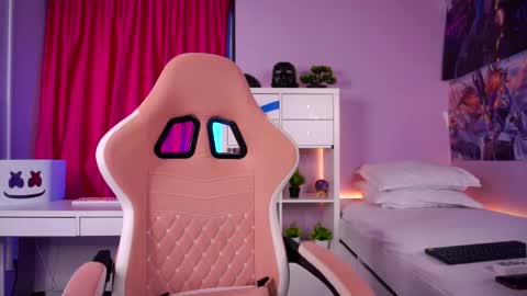 Snapshot of mistyreeds chatting on February 2026 05:33:02 AM Misty online show from February 2026 05:33:02 AM