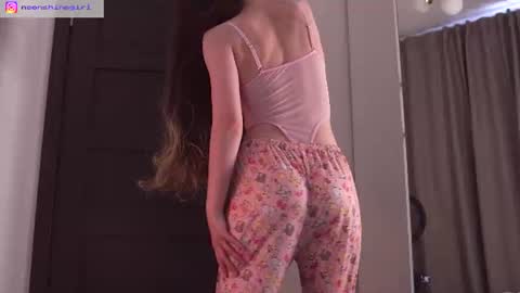 Snapshot of mita_mp4 chatting on August 2026 09:34:01 AM Mita online show from August 2026 09:34:01 AM