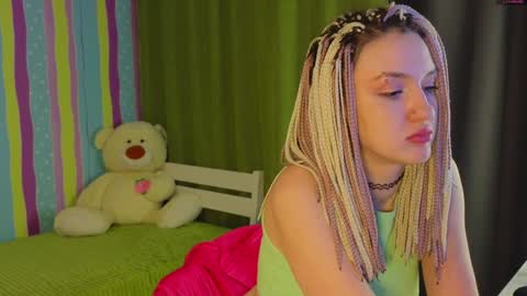 alice online show from February 2025 01:00:02 AM