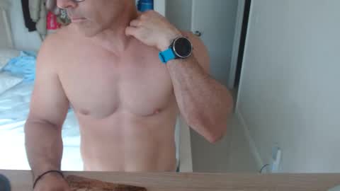 Snapshot of mitcheli chatting on February 2025 03:19:02 PM Onlyfans  online show from February 2025 03:19:02 PM