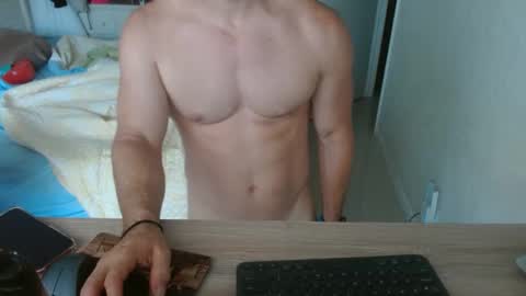 Snapshot of mitcheli chatting on September 2025 02:42:01 PM Onlyfans  online show from September 2025 02:42:01 PM