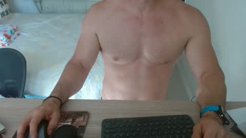 Snapshot of mitcheli chatting on October 2025 03:22:02 PM Onlyfans  online show from October 2025 03:22:02 PM