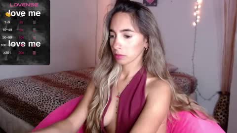 Snapshot of mitchwilson1 chatting on October 2025 10:31:01 PM mitchwilson1 online show from October 2025 10:31:01 PM