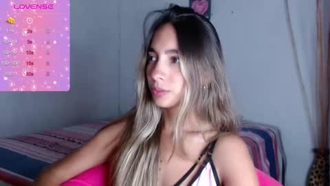 Snapshot of mitchwilson1 chatting on November 2025 10:57:02 PM mitchwilson1 online show from November 2025 10:57:02 PM