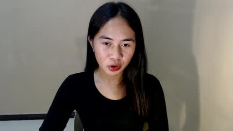 Snapshot of mitsuri_yuki chatting on December 2024 09:50:02 AM Mitsu online show from December 2024 09:50:02 AM