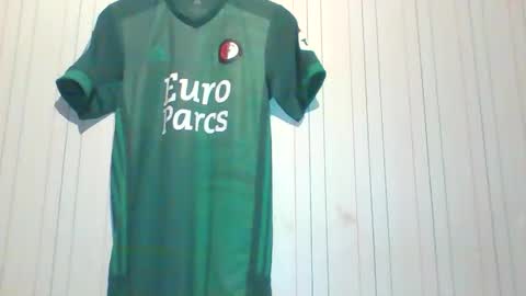 mitta93 online show from October 2025 11:35:01 PM