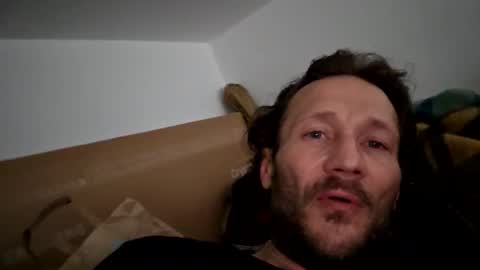 Mitzio11 online show from November 2025 06:56:01 AM