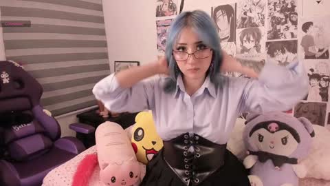 Snapshot of miwaviolet chatting on January 2025 12:01:01 AM Miwa Violet online show from January 2025 12:01:01 AM