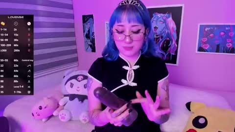 Snapshot of miwaviolet chatting on March 2025 07:38:01 PM Miwa Violet online show from March 2025 07:38:01 PM