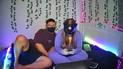 Snapshot of mixedcouple_jun_lina chatting on January 2025 03:28:01 PM Mixmixcouple online show from January 2025 03:28:01 PM