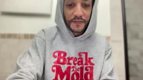 Devin  Mandingo online show from May 2026 10:40:02 PM