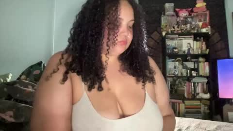 Snapshot of mixxedgoodness222 chatting on July 2026 01:21:02 AM mixxedgoodness222 online show from July 2026 01:21:02 AM