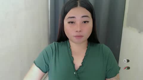 Snapshot of miya_licious chatting on February 2025 05:51:02 PM cassie marie online show from February 2025 05:51:02 PM