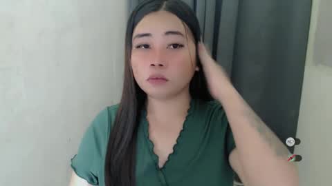 Snapshot of miya_licious chatting on February 2025 10:21:02 PM cassie marie online show from February 2025 10:21:02 PM