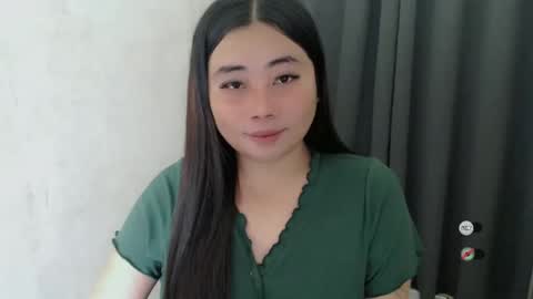 Snapshot of miya_licious chatting on February 2025 12:27:01 AM cassie marie online show from February 2025 12:27:01 AM