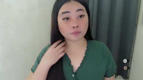 Snapshot of miya_licious chatting on February 2025 03:16:01 PM cassie marie online show from February 2025 03:16:01 PM