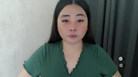 Snapshot of miya_licious chatting on February 2025 01:38:02 PM cassie marie online show from February 2025 01:38:02 PM