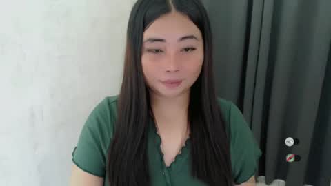 Snapshot of miya_licious chatting on February 2025 05:26:01 PM cassie marie online show from February 2025 05:26:01 PM