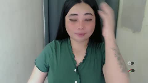 Snapshot of miya_licious chatting on March 2025 08:38:02 AM cassie marie online show from March 2025 08:38:02 AM