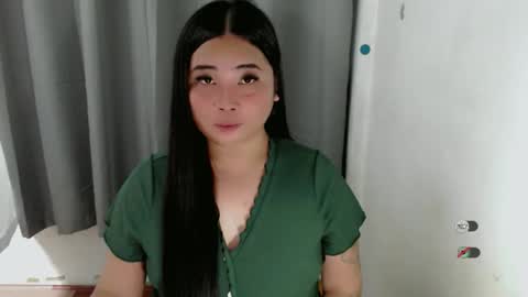 Snapshot of miya_licious chatting on September 2025 08:30:02 PM cassie marie online show from September 2025 08:30:02 PM