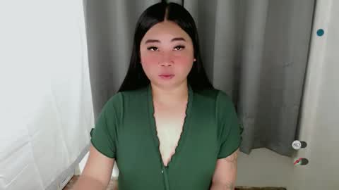 Snapshot of miya_licious chatting on October 2025 08:05:02 AM cassie marie online show from October 2025 08:05:02 AM