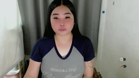 Snapshot of miya_licious chatting on November 2025 04:56:01 AM cassie marie online show from November 2025 04:56:01 AM