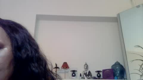 Ling Ling online show from June 2026 01:52:01 AM