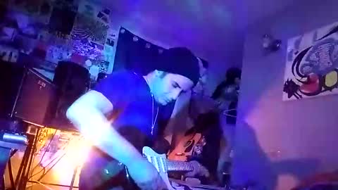 Daddy720 online show from October 2025 01:17:02 AM