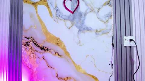 LUCRECIA   NEW ACCOUNT online show from February 2026 08:16:01 PM